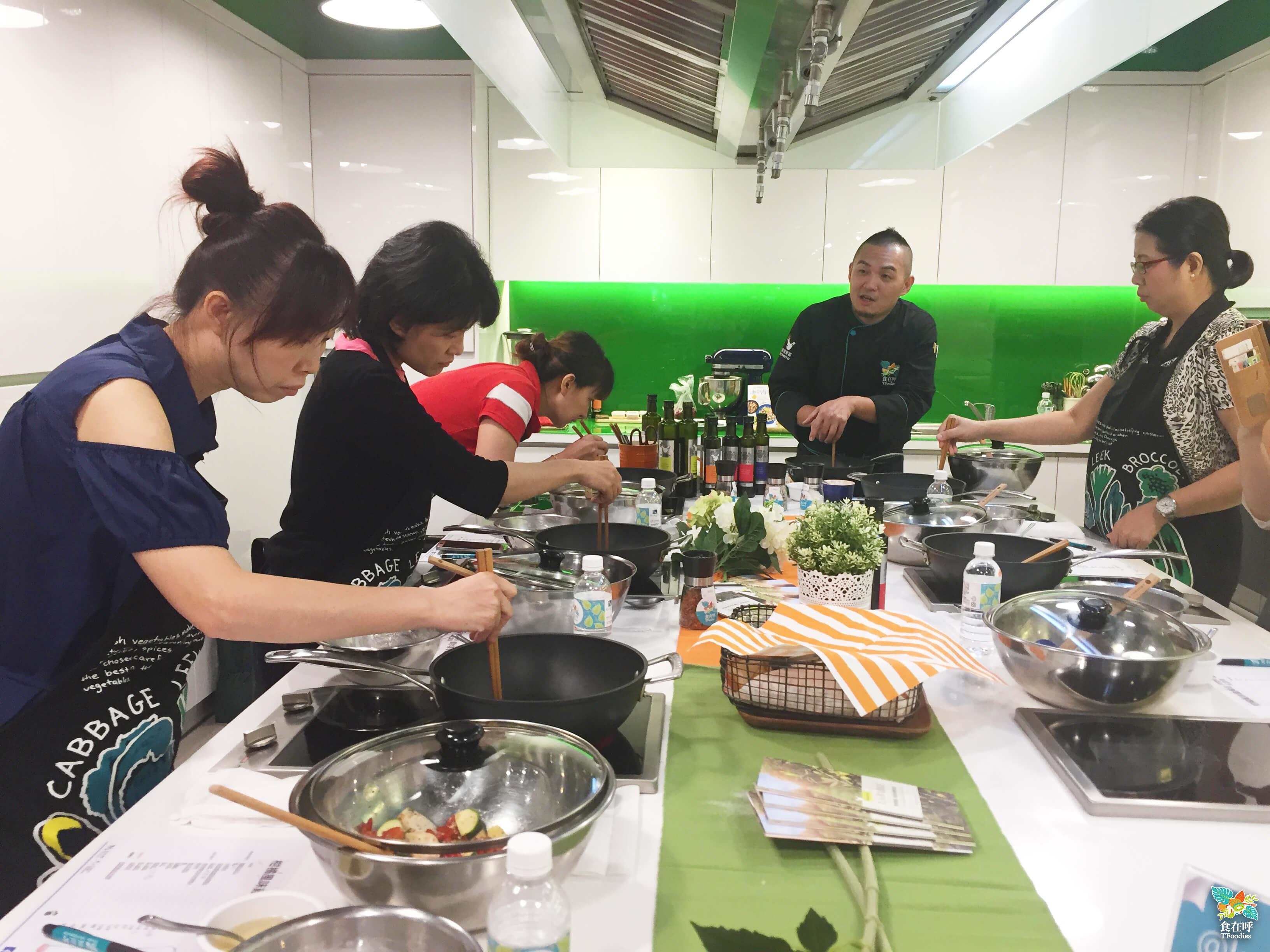台中大遠百x食在呼 料理廚藝課 活動照片 3