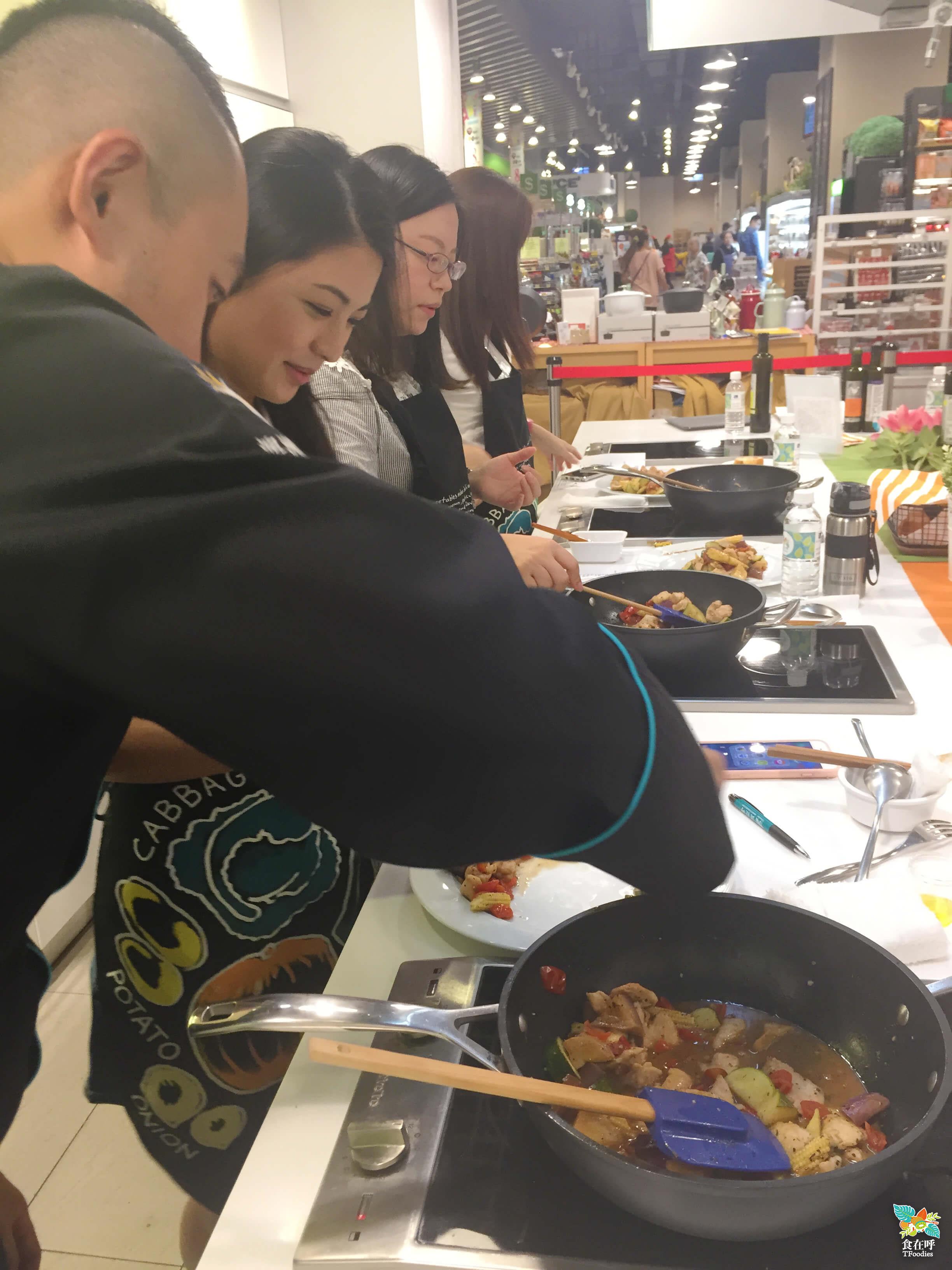 台中大遠百x食在呼 料理廚藝課 活動照片 6
