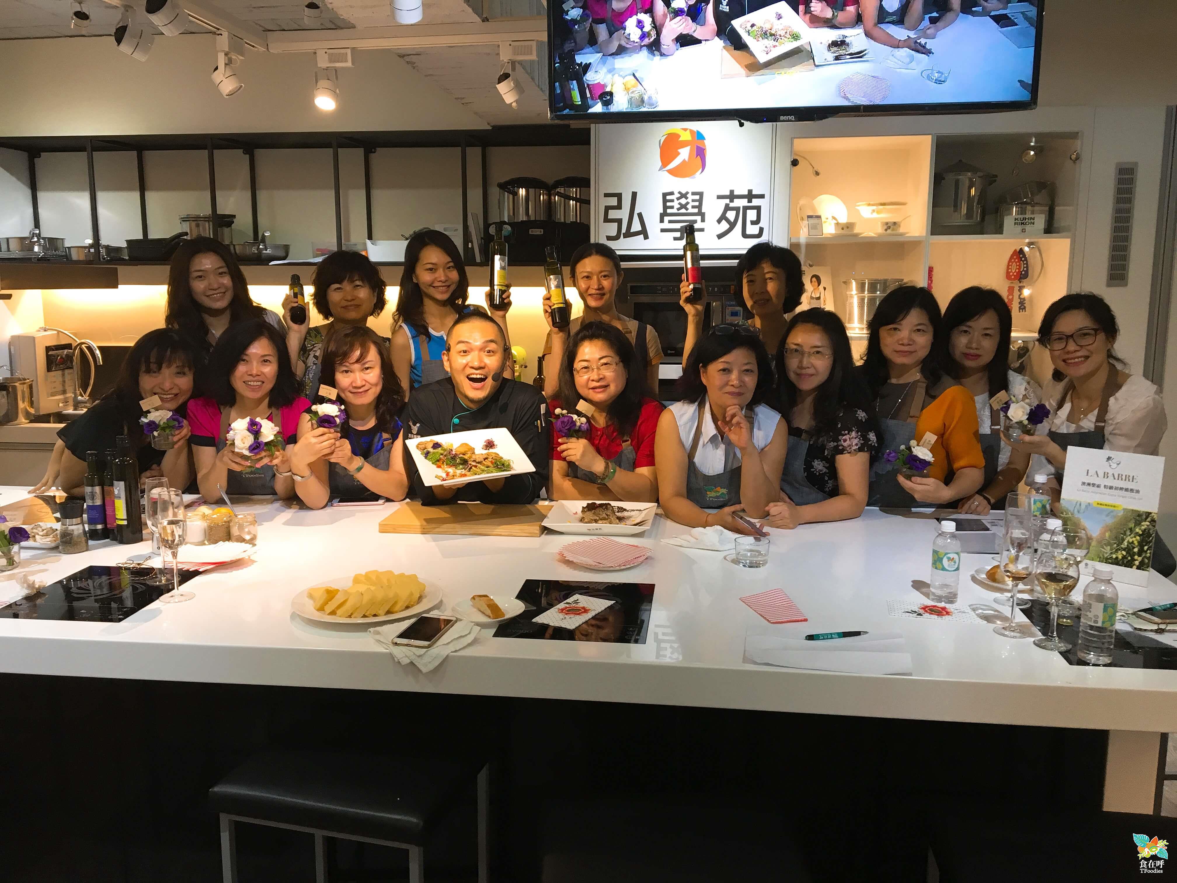台中婦女會品油廚藝課包班 活動照片 18