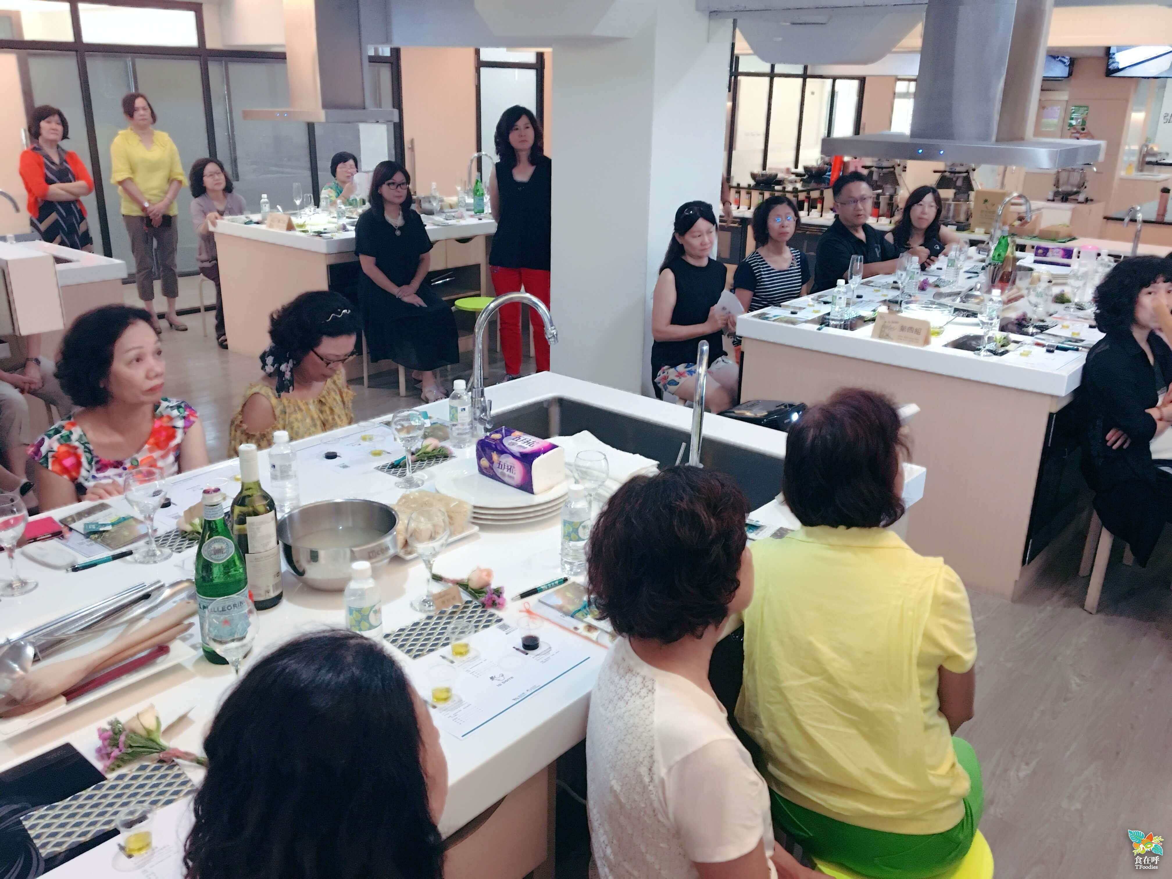台中婦女會品油廚藝課包班 活動照片 21