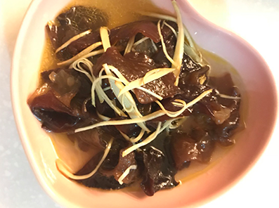 橄欖油涼拌木耳