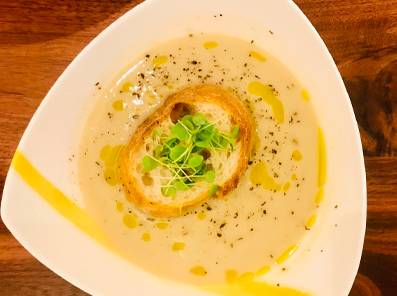 迷迭香花椰菜濃湯